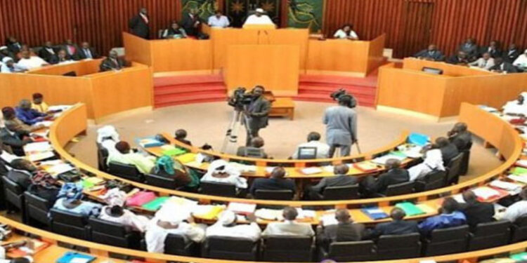 LA CREI À L'ASSEMBLÉE POUR ÊTRE SUPPRIMÉE 1 assemble_e_755.jpg