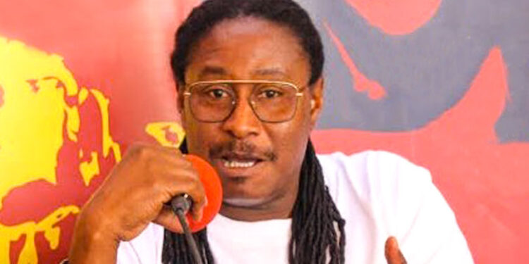 AWADI, PERSONNA NON GRATA DANS LES INSTITUTS FRANÇAIS 1 awadi_755.jpg