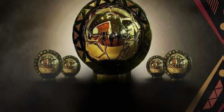 LA DATE CONNUE 1 awards_755.jpg