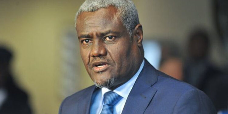 L’UNION AFRICAINE SORT DE SA RÉSERVE 1 faki_755.jpg