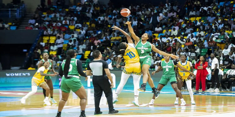 QUALIFIÉ EN FINALE, LE NIGERIA ATTEND LE SÉNÉGAL OU LE MALI 1 afrobasket_755-3.jpg