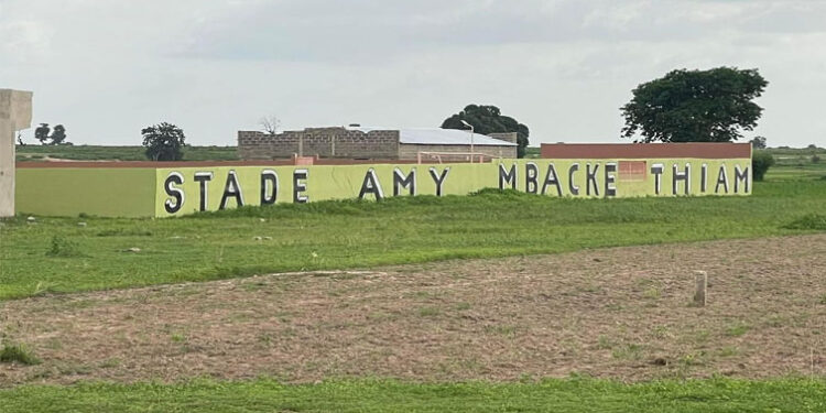 L’HOMMAGE QUE LUI A RENDU DINGUIRAYE 1 amy_755.jpg