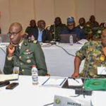 LA CEDEAO DÉCIDÉE À INTERVENIR 2 arme_e_755.jpg