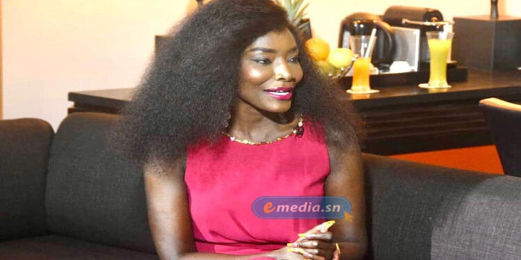 LA DIVA COUMBA GAWLO SECK, SANS TABOU 1 coumba_755.jpg