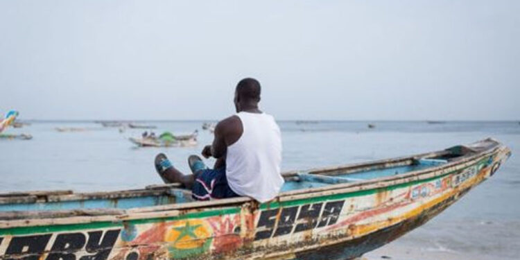 LA DOULEUR D’UN PÈRE QUI A PERDU UN FILS DE 16 ANS 1 pirogue_755-5.jpg