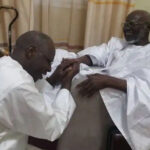 BOUN ABDALLAH REÇU PAR LE KHALIFE GÉNÉRAL DES MOURIDES 2 dionne.jpg