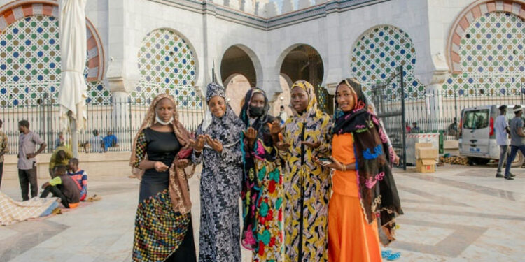 LE MAGAL DES FEMMES : ESPOIR DE TROUVER L’ÂME SŒUR 1 femmes_755.jpg