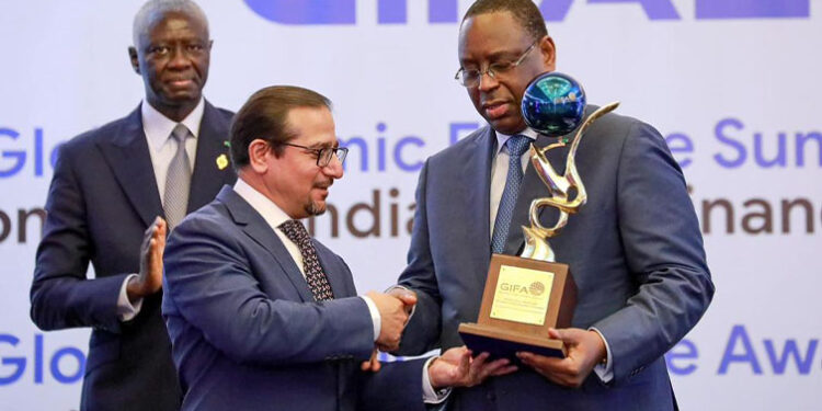 MACKY SALL DISTINGUÉ 1 macky_755-13.jpg