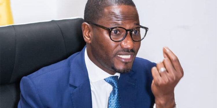 LE SOUTIEN SANS RÉSERVE D’OUSMANE SYLLA 1 ousmane_755-13.jpg