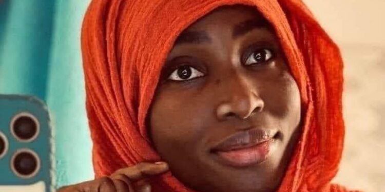 Tribunal de Dakar : Le procès de « Falla Fleur » renvoyé au 2 novembre sur demande du parquet 