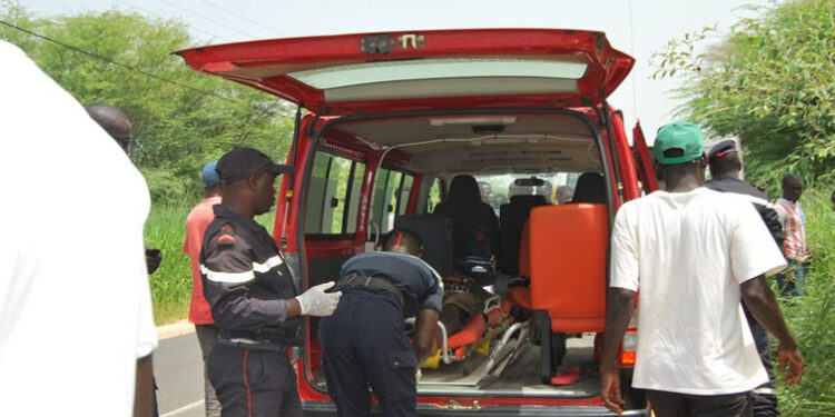 Agnam Toulel Thialé (Matam) : un minicar tue deux fillettes 1 Agnam Toulel Thialé (Matam) : un minicar tue deux fillettes
