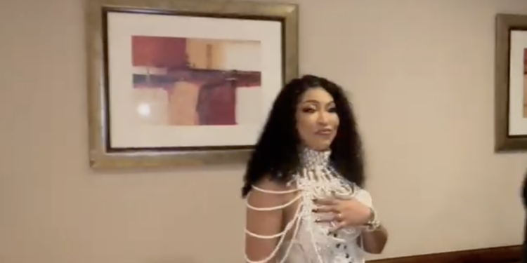 Vidéo – Trace Awards : découvrez la magnifique robe de Viviane Chidid