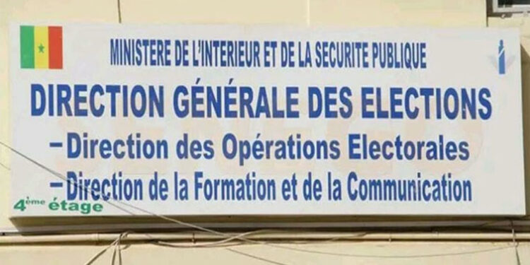 Refus de dépôt de dossiers de candidatures :  La DGE pourrait constater par voie d'huissier 1 Affaire de la fiche de parrainage de Sonko : La DGE répond à la CENA