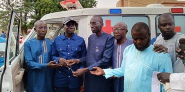 Tocky Gare : Le ministère de la Santé offre une ambulance