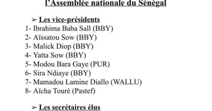 LA NOUVELLE CONFIGURATION 1 bureau.jpg