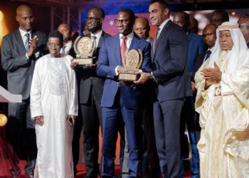 OUSMANE SYLLA, DG DE DAKAR DEM DIKK, HONORÉ