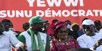 LE BILLET DU BAADOOLA : FUNÉRAILLES DE YEWWI