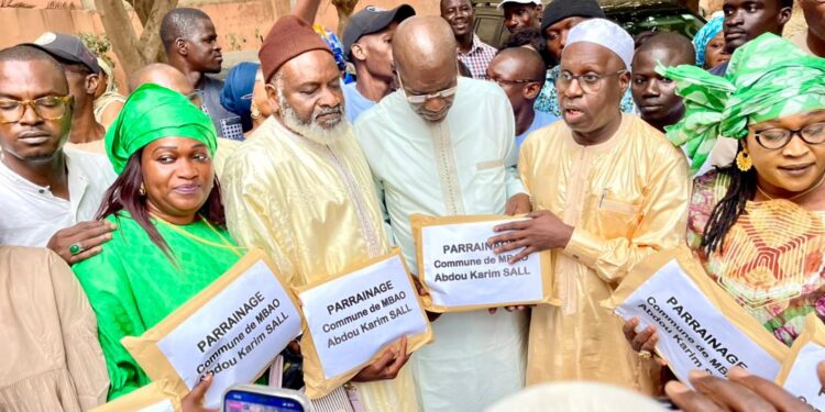 Parrainages pour Amadou Ba : Abdou Karim Sall réunit 24.020 parrains  1 Parrainages pour Amadou Ba : Abdou Karim Sall réunit 24.020 parrains