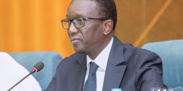 Le Billet du Baadoolo : «Le Lion, le papillon et l’abeille»