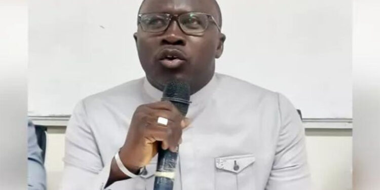 Sur le déficit criard d’enseignants : le Plan Marshall proposé par Hamidou Diédhiou, Secrétaire général du SELS 1 Sur le déficit criard d’enseignants : le Plan Marshall proposé par Hamidou Diédhiou, Secrétaire général du SELS