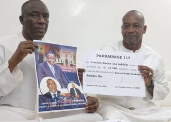 Présidentielle 2024 : Amadou Racine Dia a remis un premier lot de 11.380 parrains au Dr Cheikh Oumar Hann