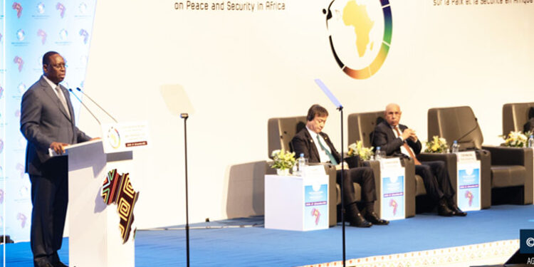 Forum international de Dakar : Macky Sall dénonce l’injustice climatique et interpelle les chefs militaires 1 Forum international de Dakar : Macky Sall dénonce l’injustice climatique et interpelle les chefs militaires