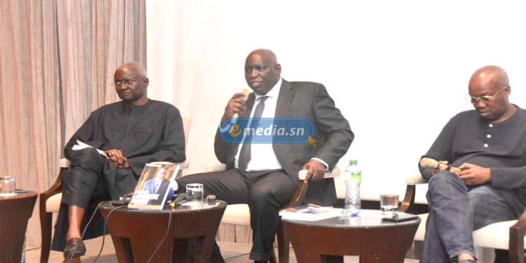 Publication : Madiambal Diagne lance un essai politique sur Amadou Bâ