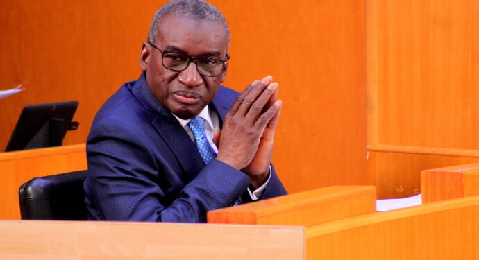 Présidentielle 2024 : La promesse du ministre de l’Intérieur, Sidiki Kaba aux députés 1 Présidentielle 2024 : La promesse du ministre de l’Intérieur, Sidiki Kaba aux députés