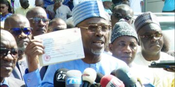 Présidentielle 2024 : Le PDS a déposé la caution du candidat Karim Wade