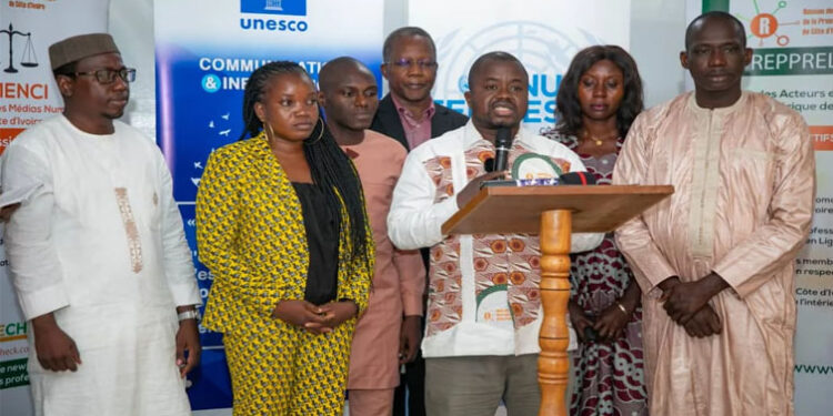 Presse en ligne : l’alerte de la FAPPEL-AO pour la survie des entreprises locales 1 Presse en ligne : l’alerte de la FAPPEL-AO pour la survie des entreprises locales