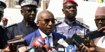 Camp Abdou Diassé : Me Sidiki Kaba, ministre de l’Intérieur, satisfait des installations
