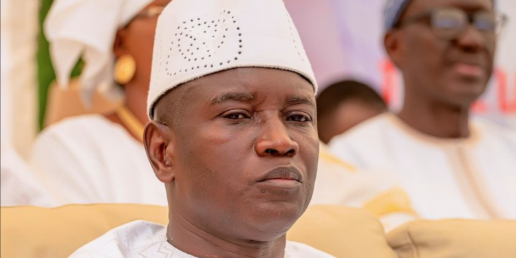 Purge de supposés "sous-préfets et préfets proches de Aly Ngouille » : la réponse du candidat de la Coalition Aly Ngouille 2024 1 Purge de supposés « sous-préfets et préfets proches de Aly Ngouille » : la réponse du candidat de la Coalition Aly Ngouille 2024