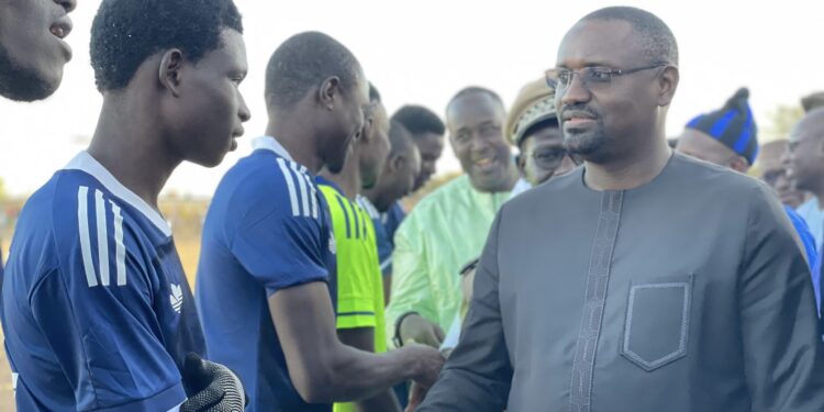 PARRAIN DE LA FINALE DES PHASES RÉGIONALES DE LOUGA : Samba Ndiobene Ka vante la candidature d’Amadou Ba à Dahra-Djoloff 1 PARRAIN DE LA FINALE DES PHASES RÉGIONALES DE LOUGA : Samba Ndiobene Ka vante la candidature d’Amadou Ba à Dahra-Djoloff