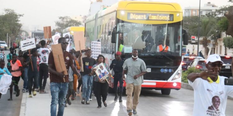 Inauguration du Brt, en attendant le 14 janvier : Amadou Ba fait son premier essai 1 Inauguration du Brt, en attendant le 14 janvier : Amadou Ba fait son premier essai