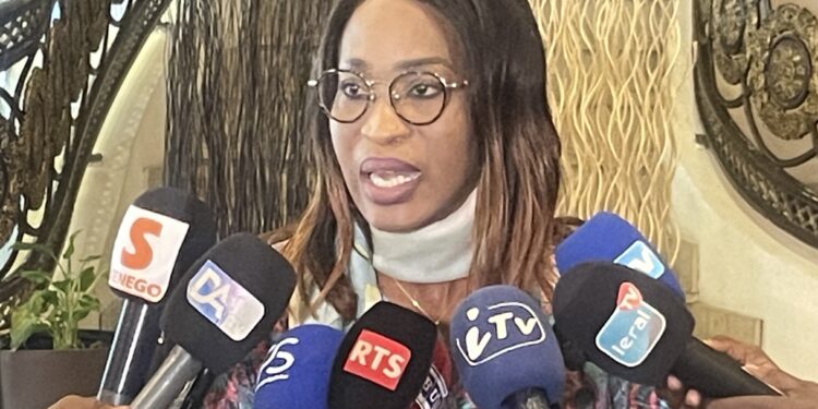 Exposition Doha 2023 : « Nous allons mettre l'accent sur l'offre exportable de la floriculture » (Zahra Iyane Thiam) 1 Exposition Doha 2023 : « Nous allons mettre l’accent sur l’offre exportable de la floriculture » (Zahra Iyane Thiam)