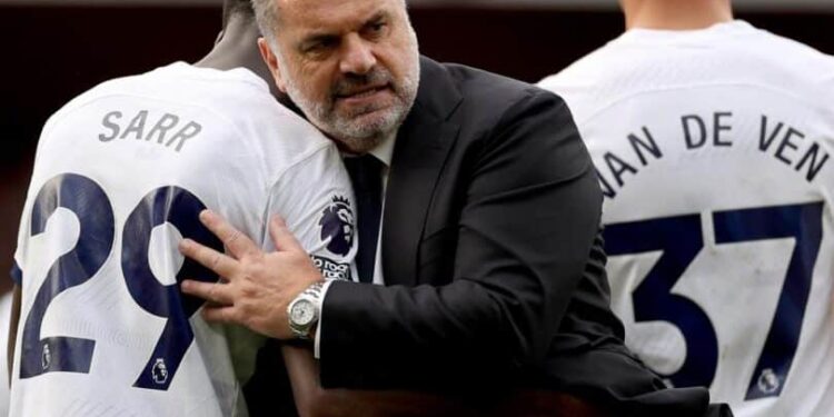 Ange Postecoglou sur la blessure de Pape Matar Sarr : « J’espère que ce n’est pas trop grave » 1 Ange Postecoglou sur la blessure de Pape Matar Sarr : « J’espère que ce n’est pas trop grave »