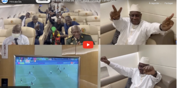 Sénégal-Cameroun : Le Président Macky Sall, à bord de son avion, n’a pas caché sa joie suite au but de Sadio Mané