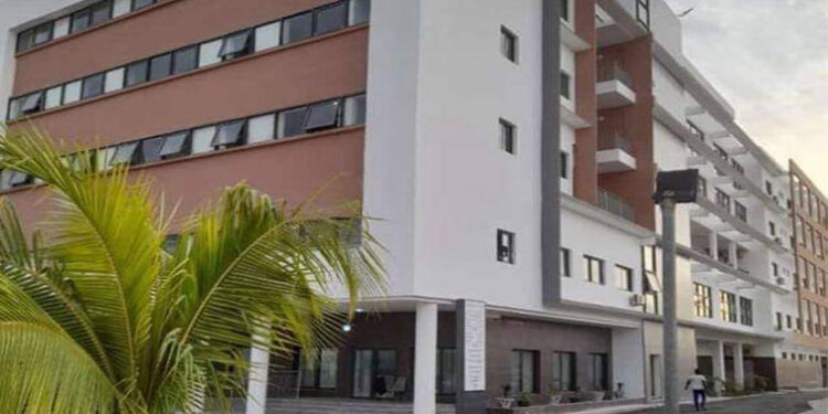 Centre Hospitalier National Matlaboul Fawzeyni : Le Ministre inaugure le nouveau pôle médical 1 Centre Hospitalier National Matlaboul Fawzeyni : Le Ministre inaugure le nouveau pôle médical