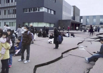 Jour de l’an au Japon : un séisme de magnitude 7,4 frappe le centre du pays, une alerte au tsunami déclenchée par les autorités
