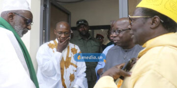 Ziarra de la famille omarienne : la direction générale de Emedia reçue par le khalife Thierno Madani Tall