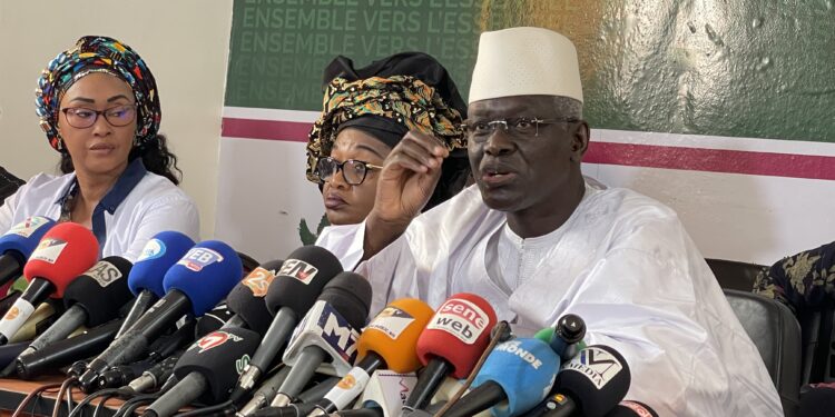 Invalidation de la candidature de Sonko : Habib Sy évoque la jurisprudence Insa Sangharé 1 Invalidation de la candidature de Sonko : Habib Sy évoque la jurisprudence Insa Sangharé