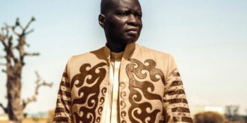 50 ans de carrière de l’artiste : Omar Pène, l’insubmersible !