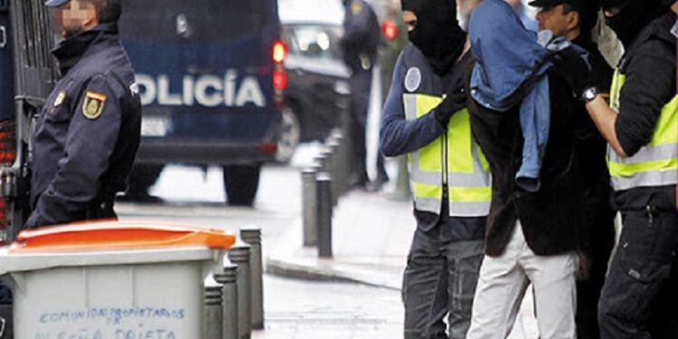 Démantèlement d’un réseau international de migrants : 12 Sénégalais arrêtés en Espagne