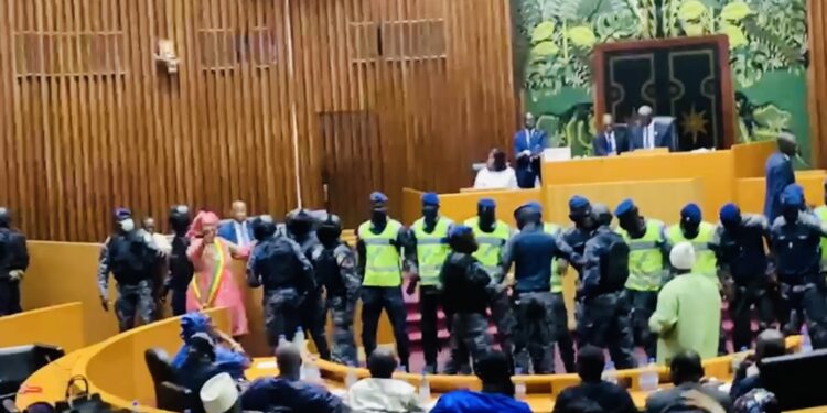 Dernière minute : L’élection présidentielle aura lieu le 15 décembre 2024