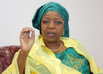 Eva Marie Coll après sa démission : « Le Sénégal mérite de voir son calendrier républicain respecté » 8 Eva Marie Coll après sa démission : « Le Sénégal mérite de voir son calendrier républicain respecté »