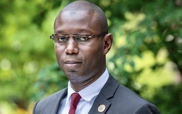 Retrait du signal de Walf Tv : Le Pr Daouda Ndiaye dénonce une « mesure arbitraire » 1 Retrait du signal de Walf Tv : Le Pr Daouda Ndiaye dénonce une « mesure arbitraire »