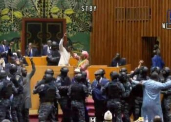 Il ne leur manquait que les treillis