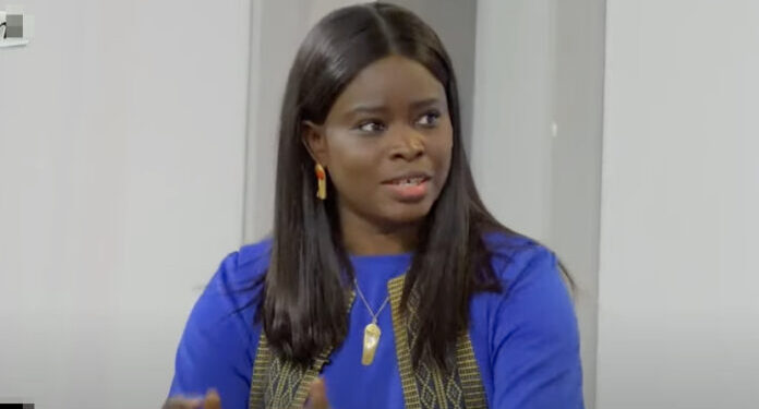 Thérèse Faye tire sur Zahra Iyane Thiam et prône un report de…