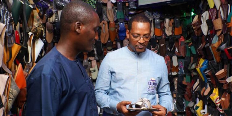 Présidentielle du 24 Mars : La position ferme de Mame Boye Diao sur l'artisanat et foncier dans le nord du pays 1 Présidentielle du 24 Mars : La position ferme de Mame Boye Diao sur l’artisanat et foncier dans le nord du pays