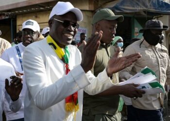 Présidentielle 2024 : Le  » YÉNNÉ  » de Khalifa Ababacar Sall pour la jeunesse du Sénégal